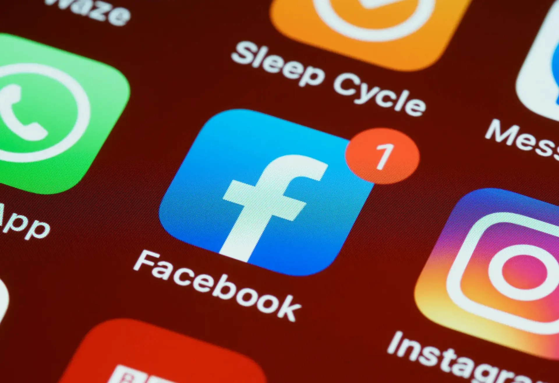 Facebook page growth tips 2025